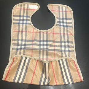 Burberry Bib